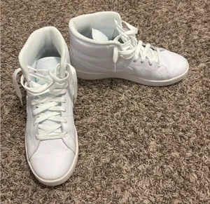 Nike Court Borough Mid 2 White High Top Sneakers Women’s Size 9 thumbnail 2