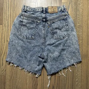 Vintage 70s Levi's Shorts Womens 8 545 Loose Fit Brown Tab Cut Off Denim thumbnail 2