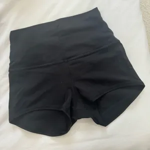 Lululemon Align High-Rise Shorts 2" thumbnail 2