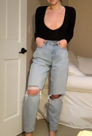 American Eagle Wide Leg Distressed Jeans thumbnail 3