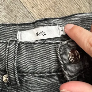 Adika‎ black distressed jeans size small thumbnail 9