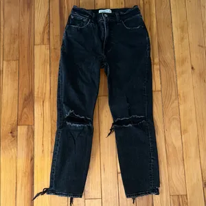 Abercrombie Black High Rise Mom Jeans thumbnail 2