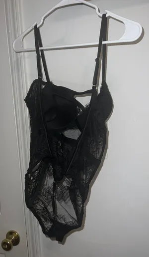 Victoria’s Secret Lingerie NWT thumbnail 2