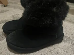 UGG Mini Boots thumbnail 1