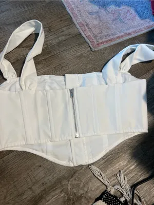 White fox White Structured Corset Crop Top with Wide Straps thumbnail 8
