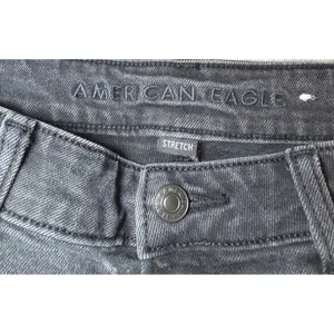 American Eagle Womens Size 8 Mom Jean Black Denim High Rise Stretch Casual thumbnail 4