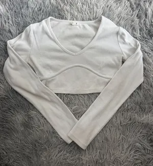 White Garage Top thumbnail 1
