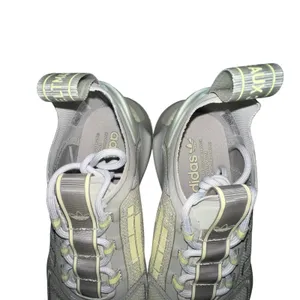 Adidas Originals Sneaker Womens 8 NMD V3‎ Running Shoe Gray Beige GZ2134 Comfort thumbnail 8