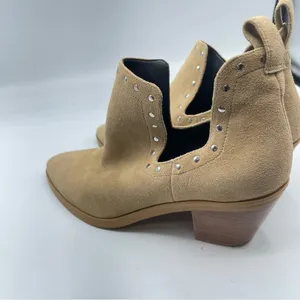 Rebecca Minkoff Tan Suede Leather Studded D’orsay Ankle Boots Womens 6 Booties thumbnail 7