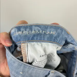 American Eagle Super High Rise Flare Jeans Women’s Size 6 Regular Blue Denim thumbnail 5