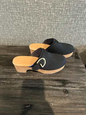 NWOT ROTHY’S The Classic Clog in Black Size 7.5 thumbnail 3