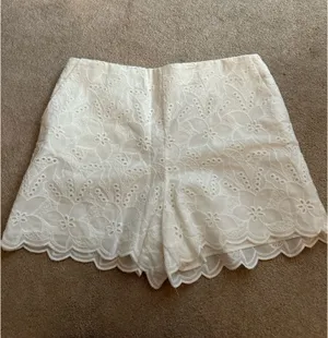 Zara Lace White Shorts thumbnail 4
