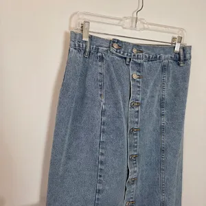 SheIn Denim Maxi Skirt Offset Buttons Medium Wash Casual Modest Clean Girl Country M thumbnail 3