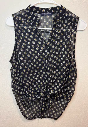 Brandy Melville Women’s Y2K‎ Black Floral Sheer Sleeveless Blouse One Size thumbnail 1