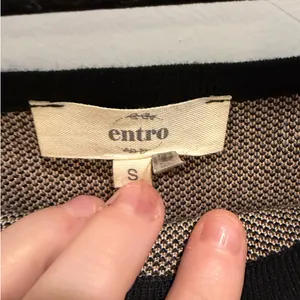 Entro Jaguar Print Puff Sleeve Knit Top Black thumbnail 5