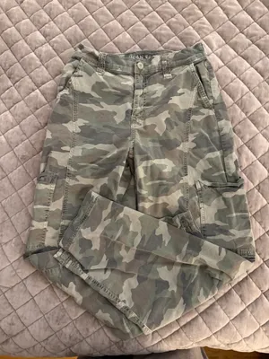 American Eagle Jeans thumbnail 2