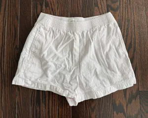 Aritzia Wilfred free linen shorts thumbnail 1
