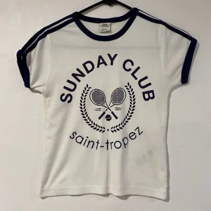 Urban Outfitters Sunday Club Saint Tropez Ringer Tee Size M Retro Graphic T-Shir thumbnail 1