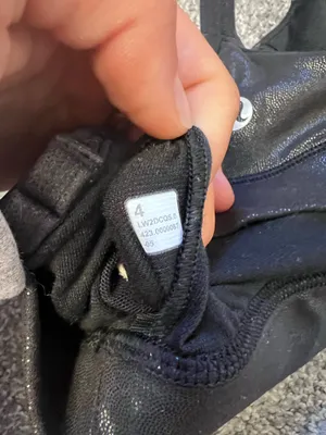 Black shimmer lululemon sports bra thumbnail 5