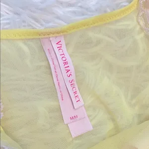 Victoria's Secret Yellow & pink Sheer Chemise & panty thumbnail 8