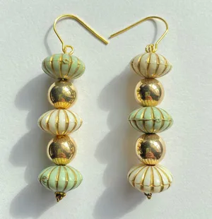 retro vintage style acrylic beads lightweight dangle earrings❤️ thumbnail 1