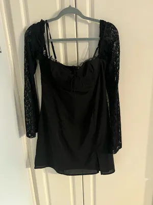 Princess Polly Lace Sleeve Black Mini Dress thumbnail 2