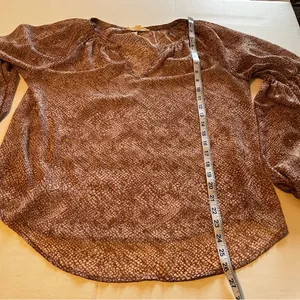 LoveStitch Women SZ Medium‎ Tan White Metallic Gold Long Sleeve Peasant Top Boho thumbnail 7
