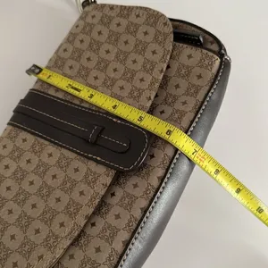 Liz Claiborne Villager Tan purse NWOT thumbnail 5
