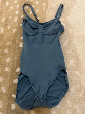 SKIMS Seamless Sculpt Brief Bodysuit Built-In Cup Shapewear Blue S/M thumbnail 3