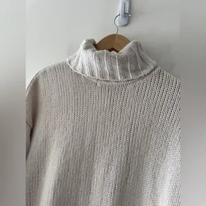Aerie White Chunky‎ Oversized Chenille Knit Turtleneck Sweater thumbnail 3