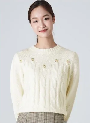 ✨ 8 Seconds Crew Neck Floral Knit Sweater✨ thumbnail 1