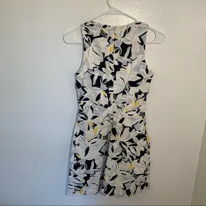 Zara Trafaluc Women's Size XS Sleeveless Deep V-Neck Dress Floral White Blue thumbnail 8