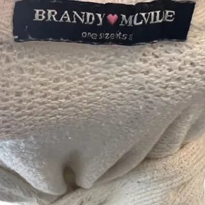 Brandy Melville Pullover Hoody Shirt thumbnail 7