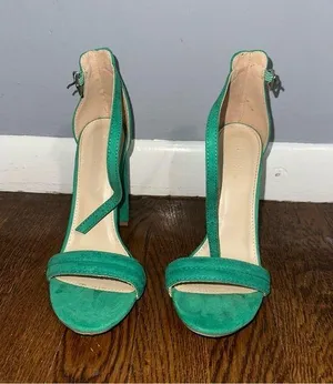 Suede Green Heels Size 7 thumbnail 1
