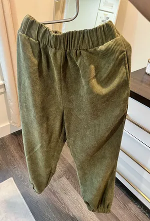 SHEIN Olive Green Corduroy Kids Joggers thumbnail 1