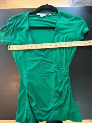 Boden Faux Wrap Front V Neck Super Soft Cap Sleeve T Tee Shirt Size 2 Green thumbnail 7