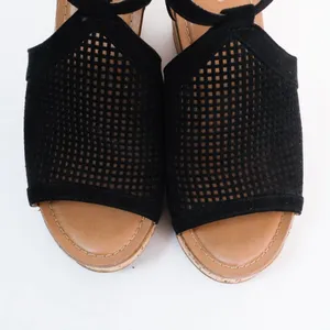 Franco Sarto Black Mesh Wedge Sandals Size 7.5 thumbnail 3