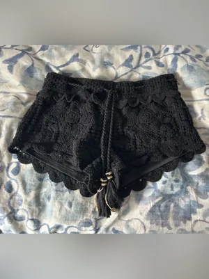 Surf gypsy boho sea shell tie embellished black knit shorts thumbnail 2