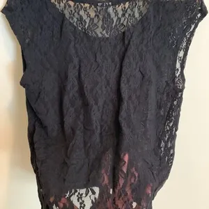 PINK Victoria's Secret Womens S Top Blouse Lace Back Black Love Pink Spellout thumbnail 4