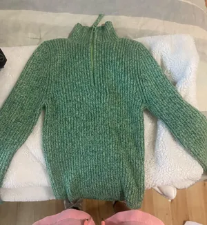 aerie sweater top thumbnail 1