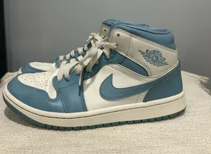 Nike Jordan 1 Mid Women’s Air UNC thumbnail 1