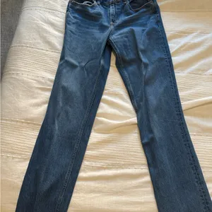 Abercrombie & Fitch Mid Rise Denim thumbnail 3