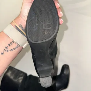 Lauren Ralph Lauren - Genuine Leather Suede Woman’s Heeled Boots Size 6M Classic thumbnail 8