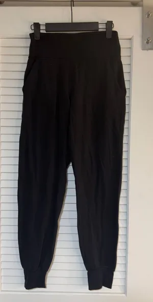Lululemon align joggers thumbnail 1