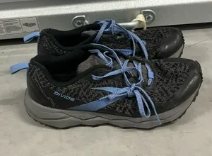 Brooks Women’s Divide 4 Trail Running Shoes in black and blue thumbnail 1