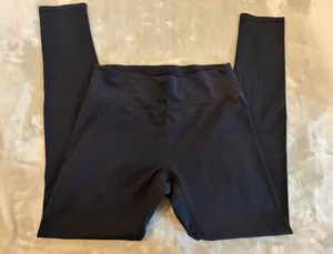 Women’s Aerie Black Leggings - Comfortable Everyday Bottoms Size Medium thumbnail 1