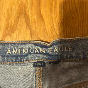 American Eagle High Waist Baggy Straight Jean thumbnail 5