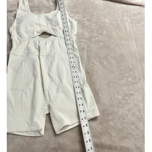 GIGI C Sawyer Romper Women's Medium Ivory Sleeveless Scoop Back Cutout Short New thumbnail 10