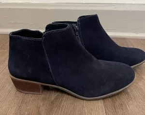 Diba Leather Suede Booties Size 7.5 Navy Blue Ankle Boots Side Zip Boho Western thumbnail 1