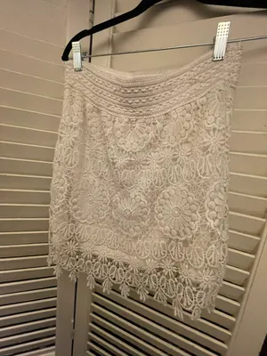 TJ Maxx Lace White Skirt thumbnail 2